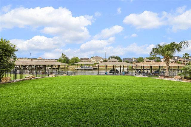 628 Appia Drive, Kemah, TX 77565