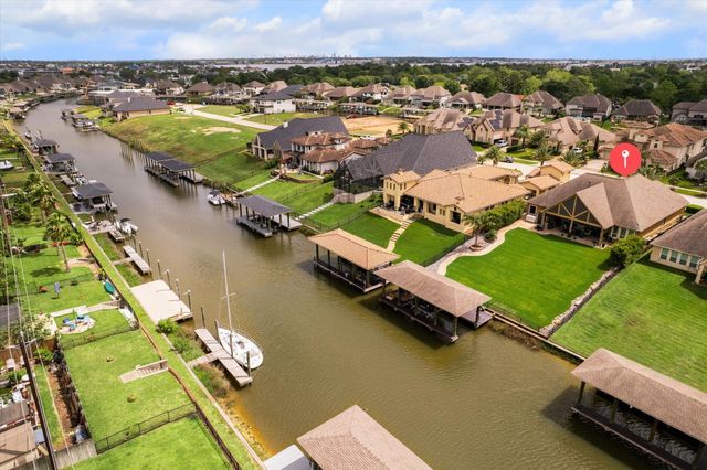 628 Appia Drive, Kemah, TX 77565