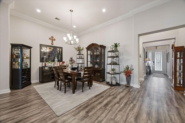 628 Appia Drive, Kemah, TX 77565
