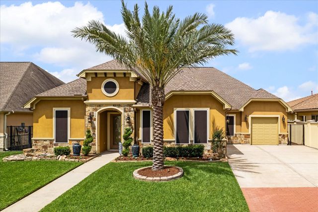 628 Appia Drive, Kemah, TX 77565