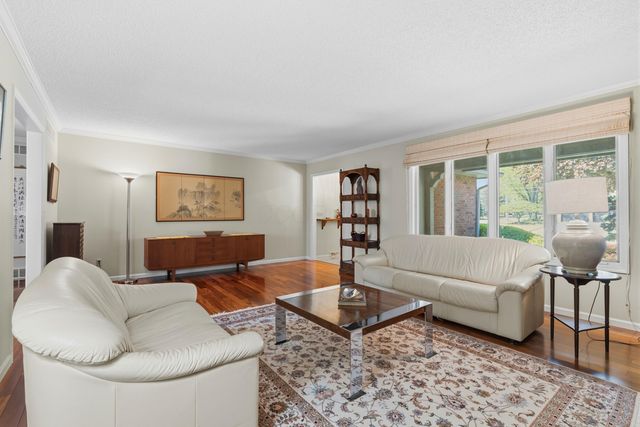 4120 Lyon Drive, Upper Arlington, OH 43220