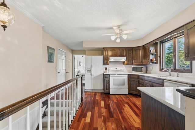 4120 Lyon Drive, Upper Arlington, OH 43220