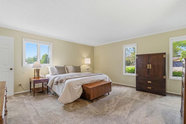 4120 Lyon Drive, Upper Arlington, OH 43220