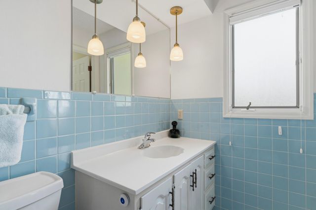 4120 Lyon Drive, Upper Arlington, OH 43220