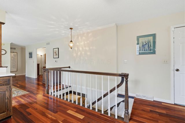 4120 Lyon Drive, Upper Arlington, OH 43220