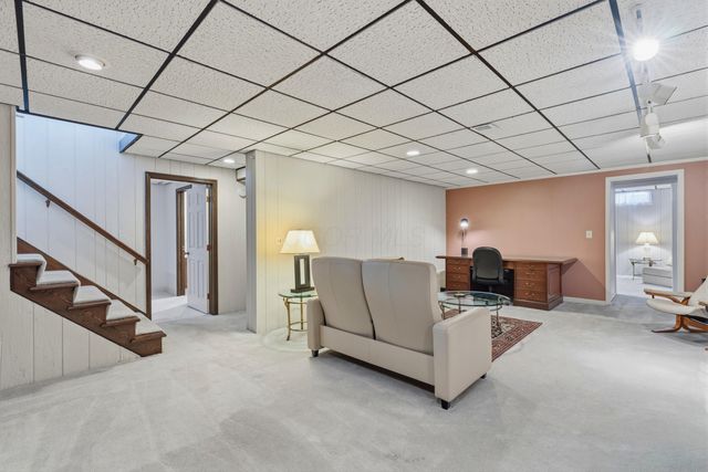 4120 Lyon Drive, Upper Arlington, OH 43220