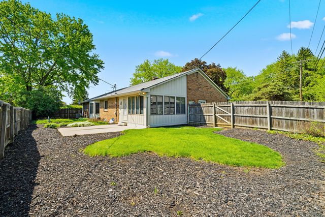 4120 Lyon Drive, Upper Arlington, OH 43220