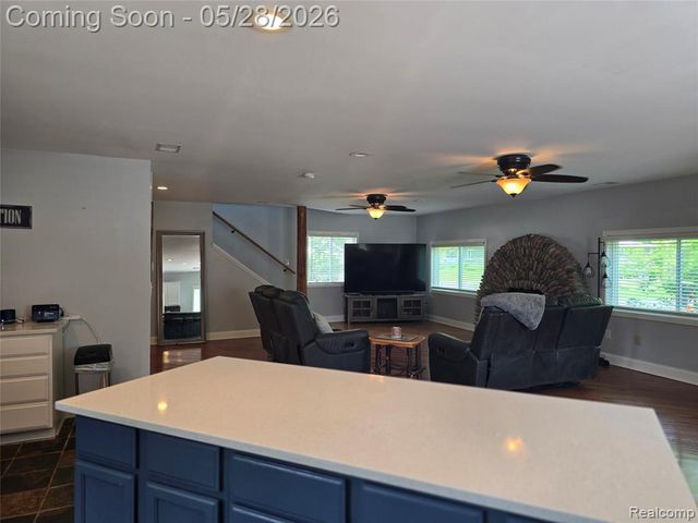 135 N Haven Street, Novi, MI 48377