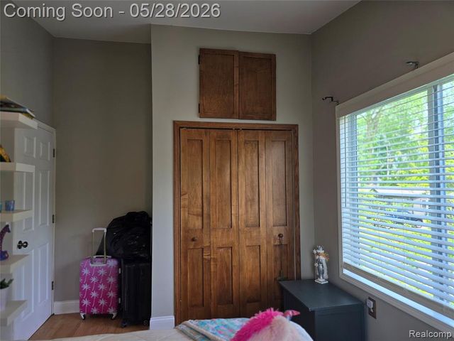 135 N Haven Street, Novi, MI 48377