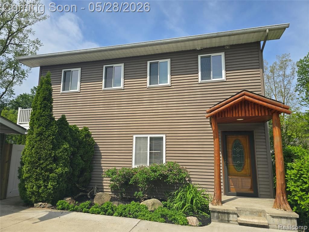 135 N Haven Street, Novi, MI 48377