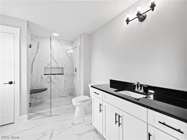 6774 Middlebrook Boulevard, Middleburg Heights, OH 44130