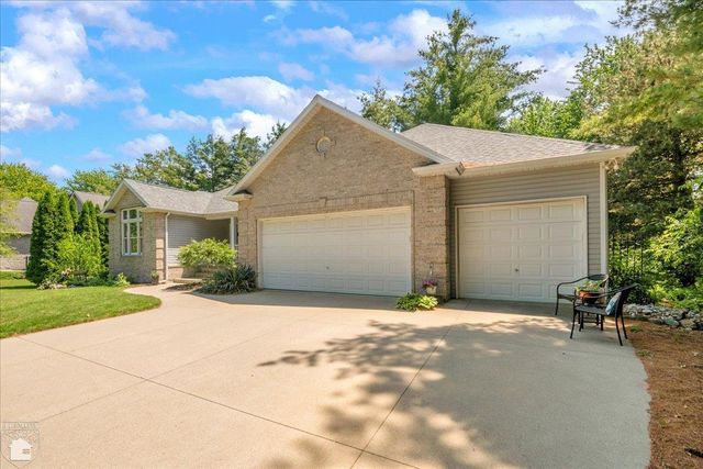 3079 Sandy Oaks Lane, Fort Gratiot Twp, MI 48059
