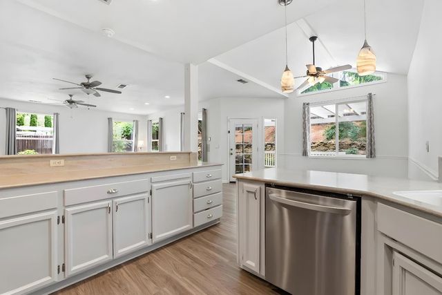 1646 Hedland Pl, El Dorado Hills, CA 95762