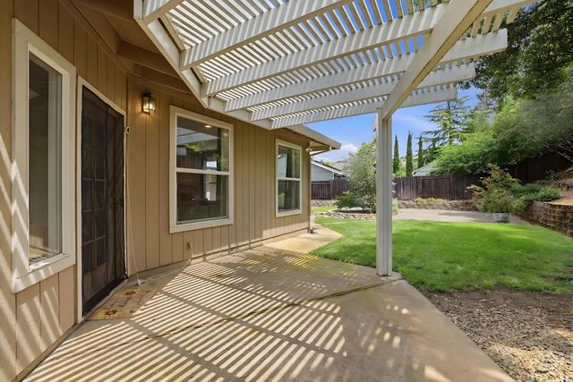 1646 Hedland Pl, El Dorado Hills, CA 95762