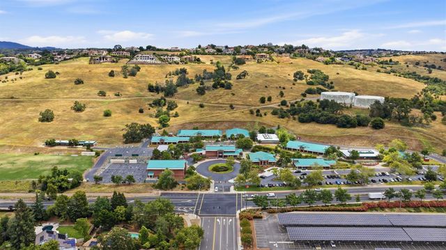 1646 Hedland Pl, El Dorado Hills, CA 95762