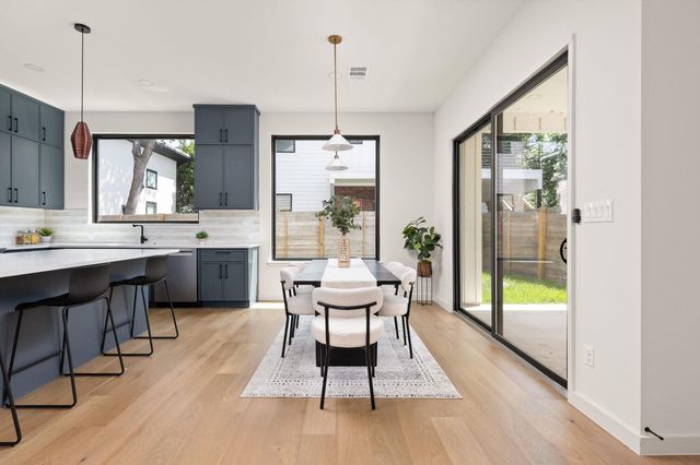 2717 Lyons RD 1, Austin, TX 78702