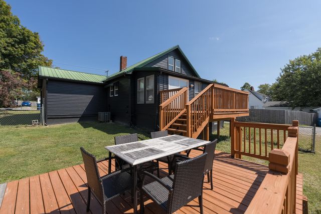 40 Charlotte Heights, Williamstown, KY 41097