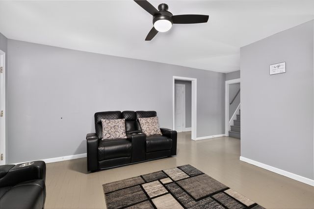 40 Charlotte Heights, Williamstown, KY 41097