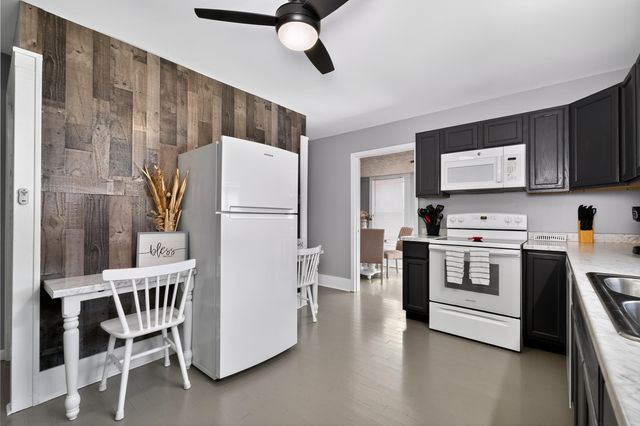 40 Charlotte Heights, Williamstown, KY 41097