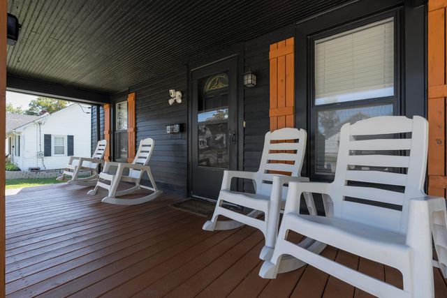 40 Charlotte Heights, Williamstown, KY 41097