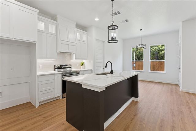 110 Dogwood Drive, Trinidad, TX 75163