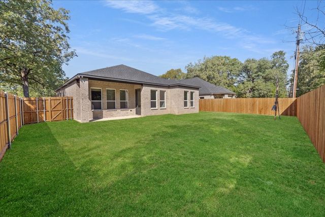 110 Dogwood Drive, Trinidad, TX 75163