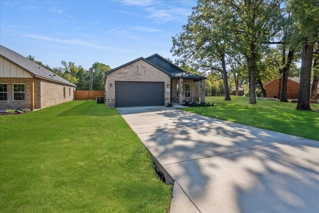 110 Dogwood Drive, Trinidad, TX 75163