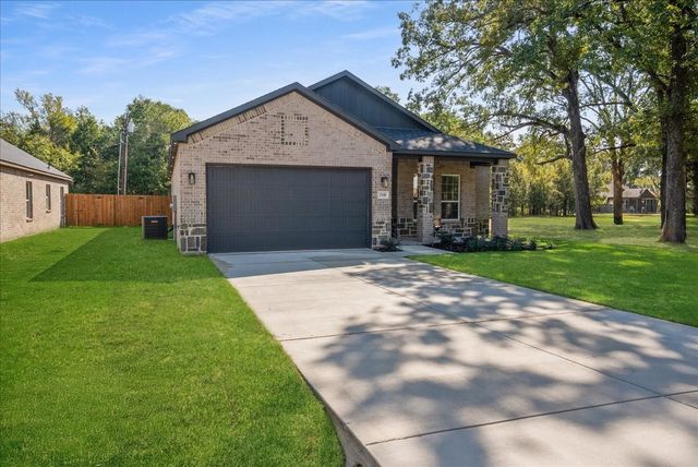 110 Dogwood Drive, Trinidad, TX 75163