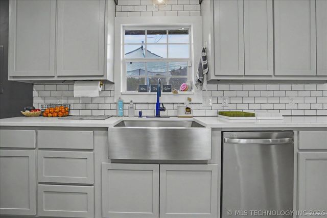 14079 S 294th East Avenue, Coweta, OK 74429