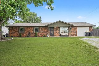14079 S 294th East Avenue, Coweta, OK 74429