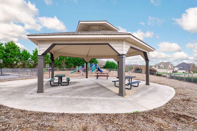 12901 Blakeslee Drive 80, Soddy Daisy, TN 37379