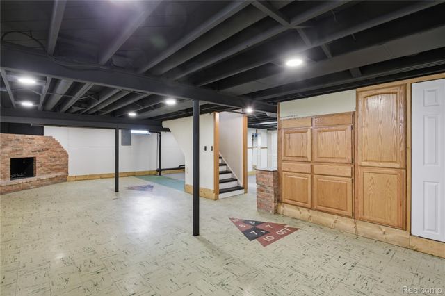 13581 Arnold Street, Redford Charter Township, MI 48239