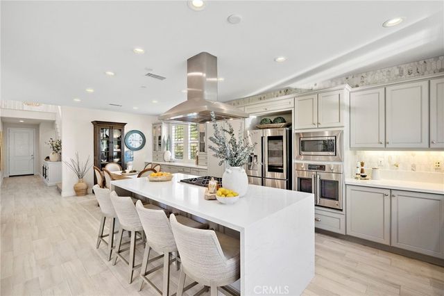 2 Ventada Street, Rancho Mission Viejo, CA 92694