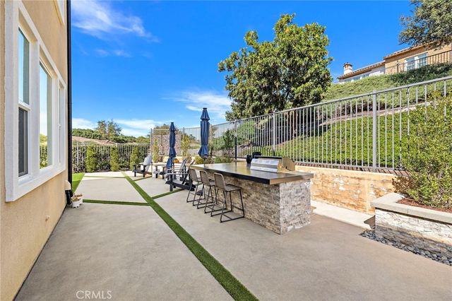 2 Ventada Street, Rancho Mission Viejo, CA 92694
