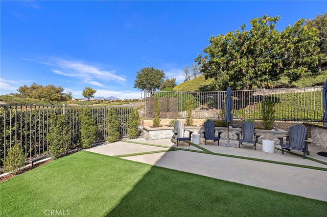 2 Ventada Street, Rancho Mission Viejo, CA 92694