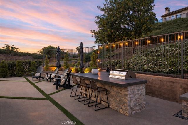 2 Ventada Street, Rancho Mission Viejo, CA 92694