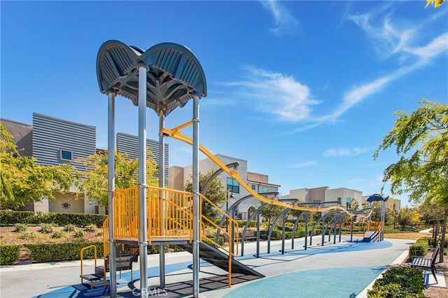 2 Ventada Street, Rancho Mission Viejo, CA 92694