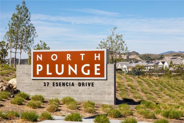 2 Ventada Street, Rancho Mission Viejo, CA 92694