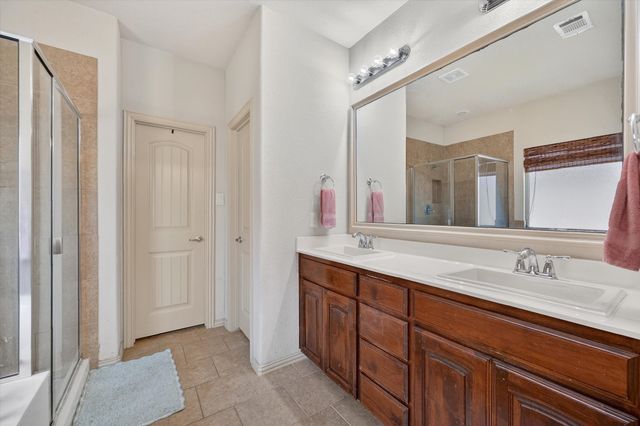 11929 Horseshoe Ridge Drive, Fort Worth, TX 76244