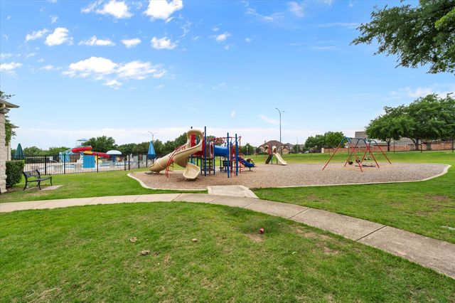 11929 Horseshoe Ridge Drive, Fort Worth, TX 76244