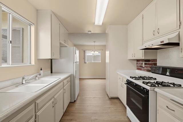 660 Terrace Avenue, Escondido, CA 92026