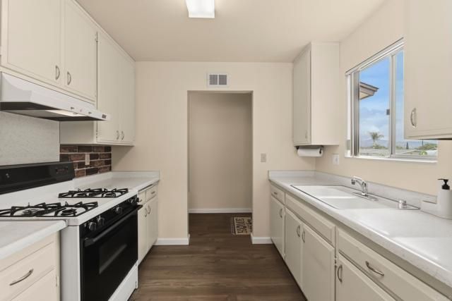 660 Terrace Avenue, Escondido, CA 92026