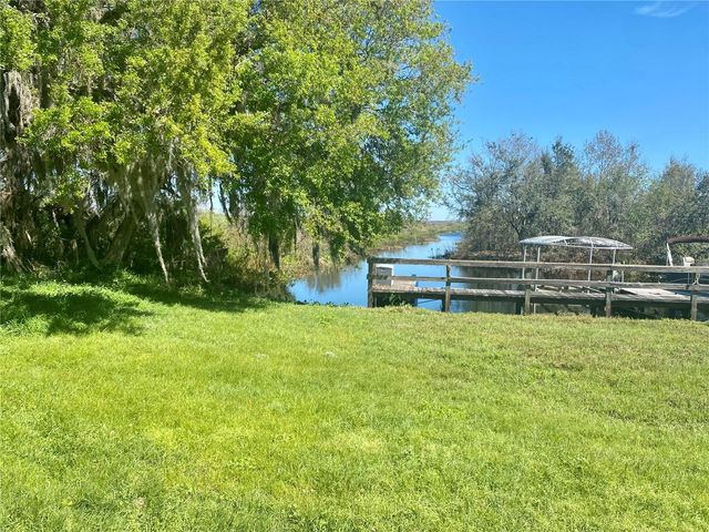 1051 GREEN GATE BOULEVARD, Groveland, FL 34736