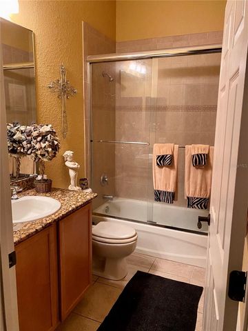 1051 GREEN GATE BOULEVARD, Groveland, FL 34736