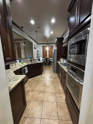 2957 Farm Drive, El Reno, OK 73036