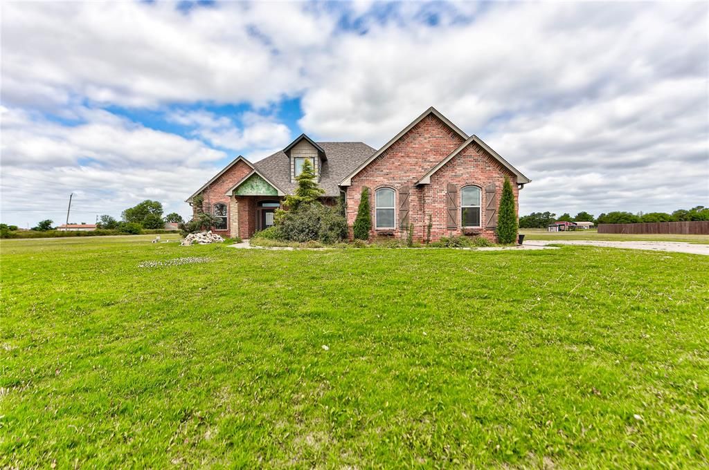 2957 Farm Drive, El Reno, OK 73036