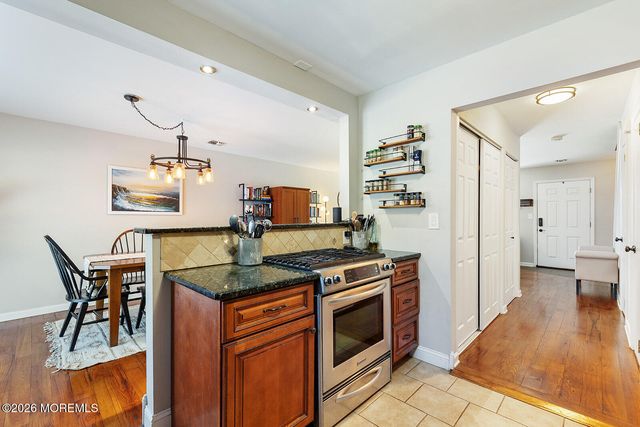 60 County Road D22, Cliffwood, NJ 07721