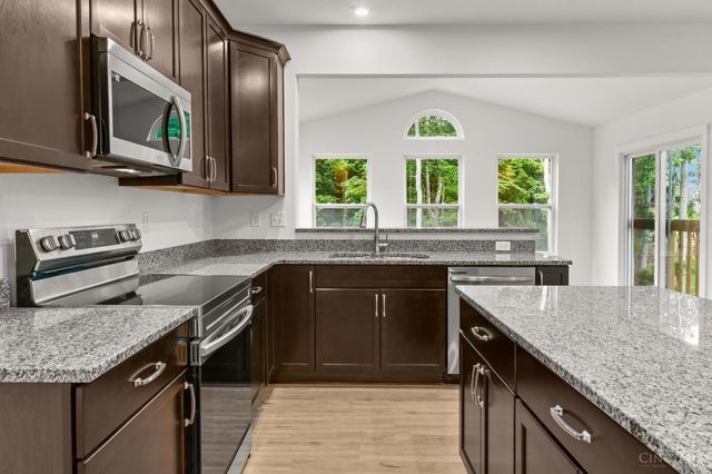8762 Foxglove Lane, Miami Twp, OH 45002