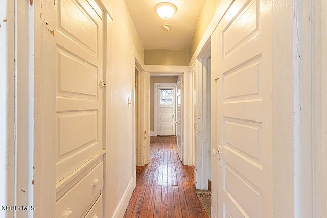 2534 Maplewood Avenue, Toledo, OH 43610