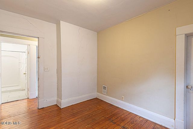 2534 Maplewood Avenue, Toledo, OH 43610